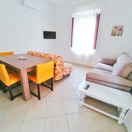 La Casetta Gialla Holiday home