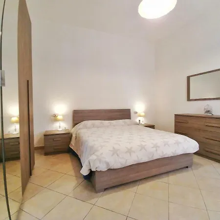 Holiday home La Casetta Gialla Olbia